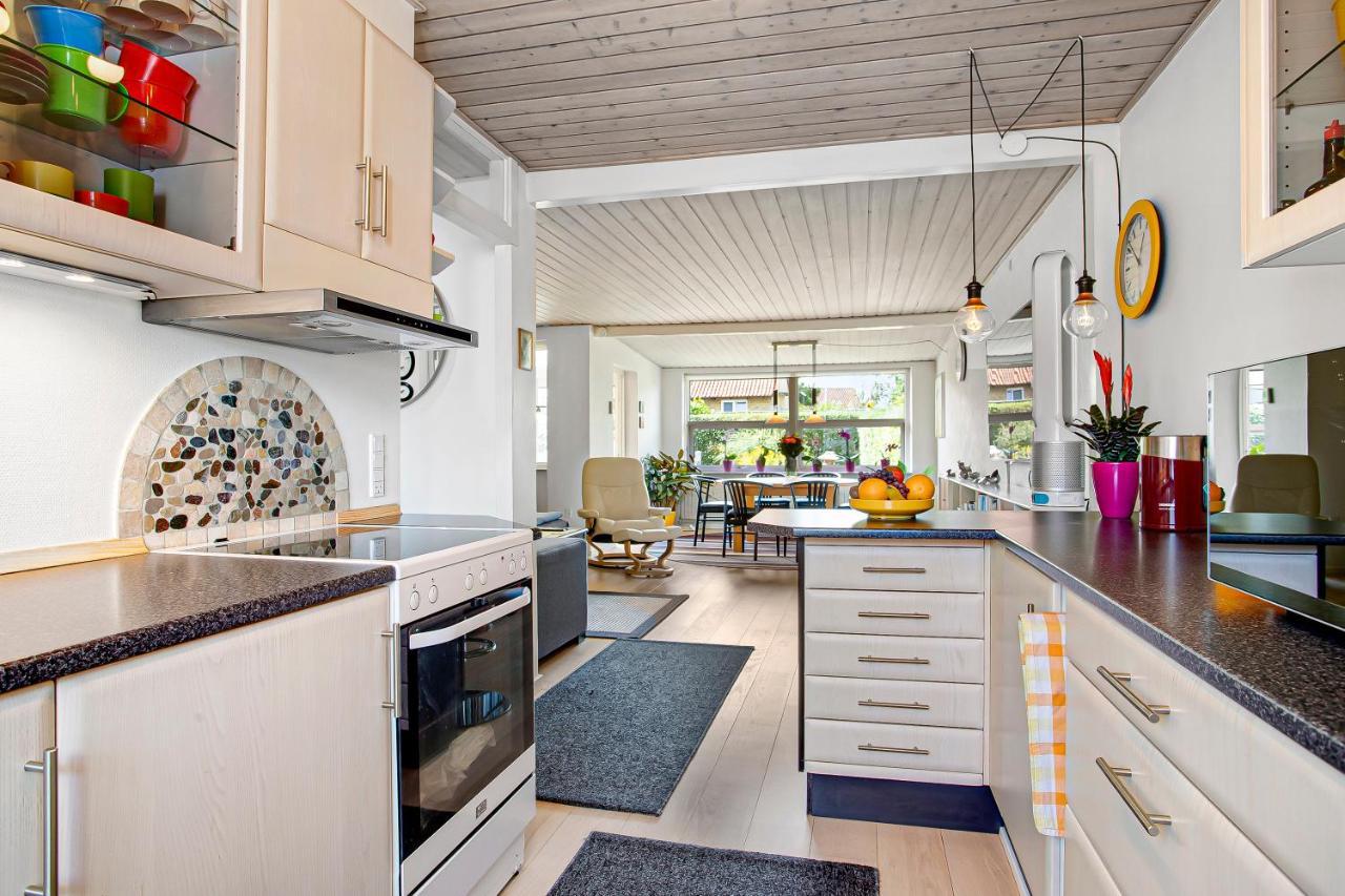 Fredelig Overnatning Ved Sundet Og Norrestrand So Horsens Exteriör bild